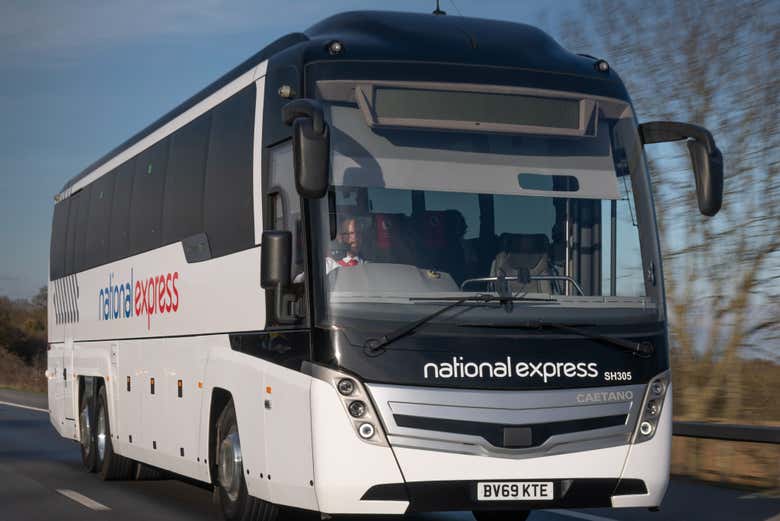 Travel between London and Gatwick