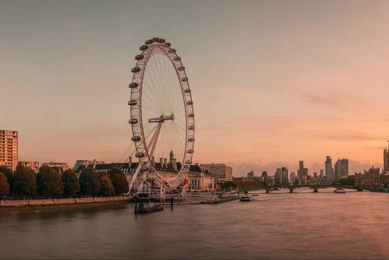 Get the best views of London on the London Eye