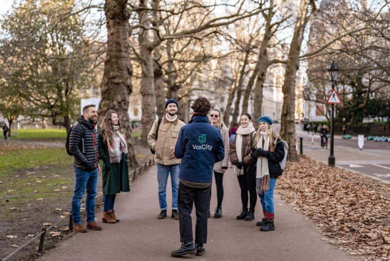 Listening to the guide's explanations